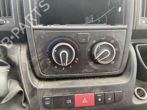 BP31661068I5 main image