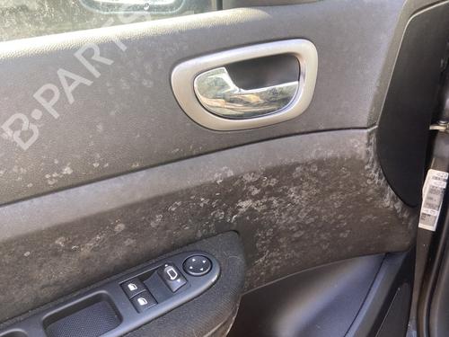 Used Front left interior door handle PEUGEOT 307 (3A/C) 1.4 HDi (68 hp) 28525723