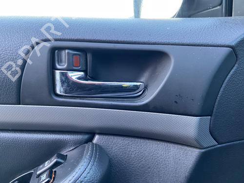 Poignée intérieure avant gauche TOYOTA AVENSIS (_T25_) 2.2 D-CAT (ADT251_, ADT251R) (177 hp) 32135756