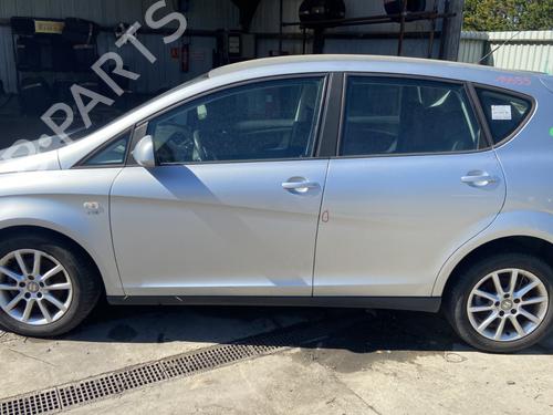 Used Left front door Left front door SEAT ALTEA (5P1) [2004-2015] 33828301 33828301