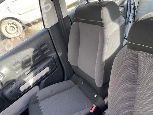 Used Right front seat CITROËN C3 III (SX) 1.2 VTi 82 (82 hp) 30491157