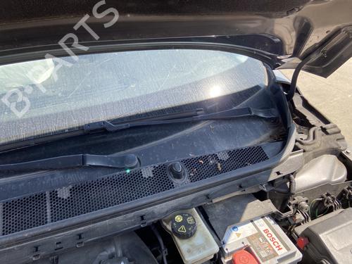 Used Front wiper motor PEUGEOT 308 II (LB_, LP_, LW_, LH_, L3_) 1.6 BlueHDi 120 (120 hp) 28191193