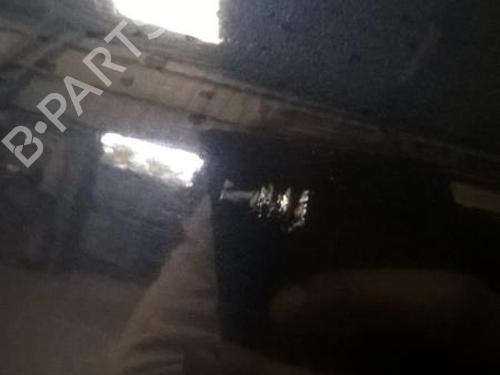 right-front-door-hyundai-santa-fe-i-sm-2000-2001-2002-2003-2004-2005-2006-27116174 main image