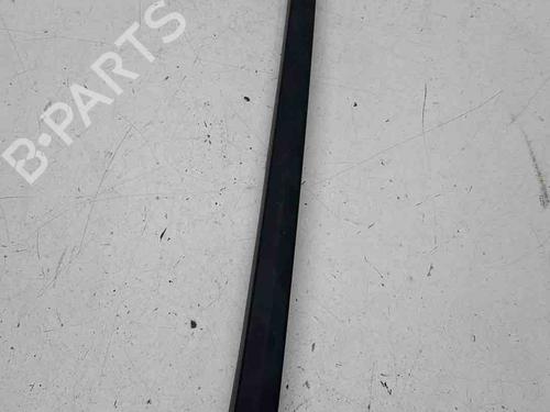 rear-windshield-wiper-arm-audi-a4-b6-avant-8e5-2000-2001-2002-2003-2004-2005-36572855 main image