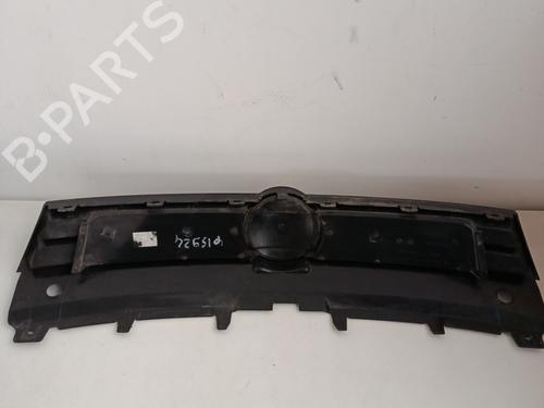 Grill Grill VW POLO V (6R1, 6C1) 1.2 (70 hp) 33570136 33570136