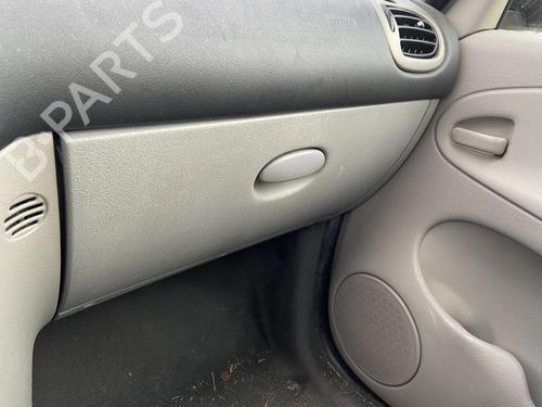 Used Glove box CITROËN XSARA PICASSO (N68) 1.6 HDi (90 hp) 28809843