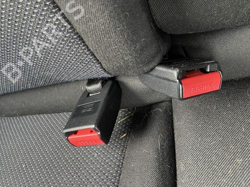 Used Seat buckle PEUGEOT 206+ (2L_, 2M_) 1.4 HDi eco 70 (68 hp) 31654762