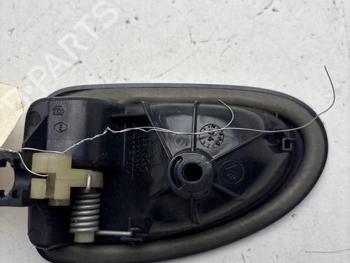 Used Front left interior door handle Front left interior door handle 29725780 29725780