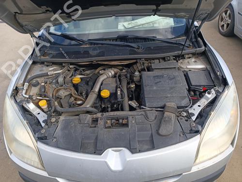 Used Windscreen washer tank RENAULT MEGANE III Hatchback (BZ0/1_, B3_) 1.5 dCi (BZ09, BZ0D, BZ1W, BZ29, BZ14) (110 hp) 27126466