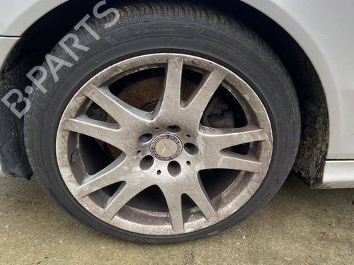 Used Left front brake caliper MERCEDES-BENZ CLK (C209) CLK 270 CDI (209.316) (170 hp) 28473908
