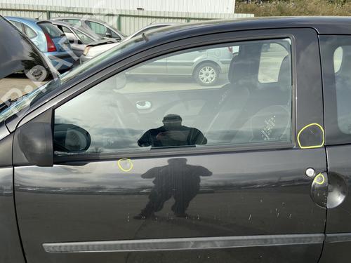 left-front-door-renault-twingo-ii-cn0_-2007-32759709 main image