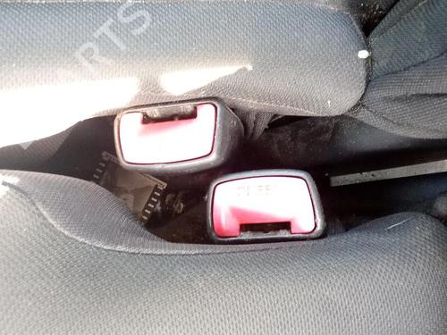 Used Seat buckle TOYOTA COROLLA Verso (ZER_, ZZE12_, R1_) 2.2 D-4D (AUR10_, AUR10R) (136 hp) 27136297