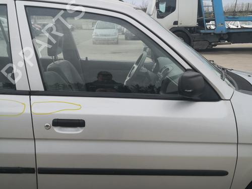 Luna delantera derecha MAZDA DEMIO (DW) 1.3 16V (DW3W, DW19) (63 hp) 27104822