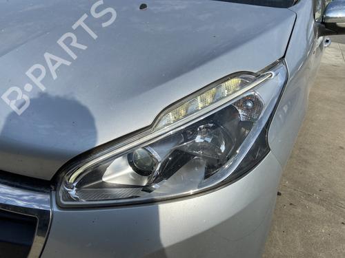 Used Left headlight PEUGEOT 208 I (CA_, CC_) 1.2 VTI 82 (82 hp) 28205800