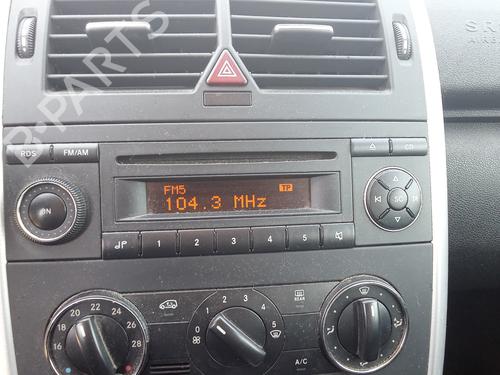 Used Radio MERCEDES-BENZ A-CLASS (W169) A 180 CDI (169.007, 169.307) (109 hp) 27109555