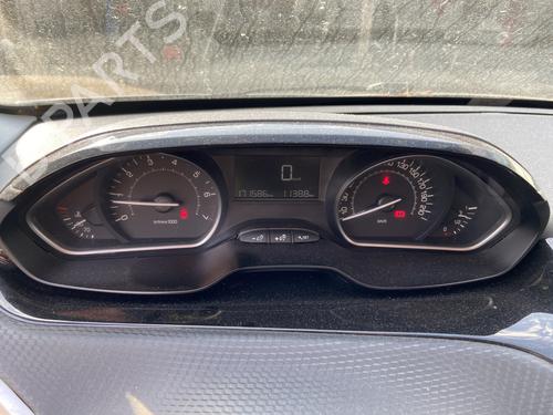 Front right window mechanism PEUGEOT 208 I (CA_, CC_) 1.2 VTI 82 | BP28205833C23 