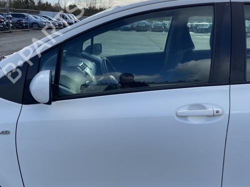 Used Left front door TOYOTA YARIS (_P9_) 1.4 D-4D (NLP90_, NLP90R) (90 hp) 31950946