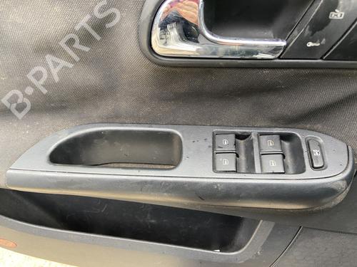 Used Left front window switch SEAT IBIZA III (6L1) 1.9 TDI (100 hp) 30885579