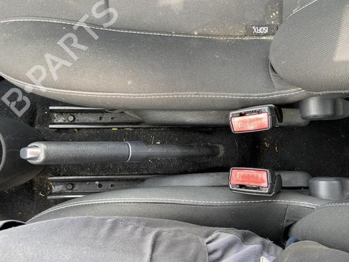 Travão de mão RENAULT TWINGO II (CN0_) 1.5 dCi (CN0E) (64 hp) 32759738