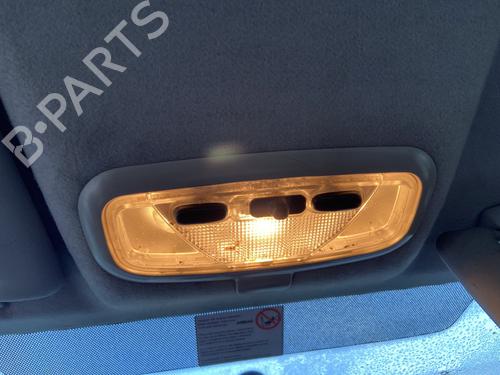 Luz interior FORD FOCUS I (DAW, DBW) 2.0 16V (131 hp) 31944121