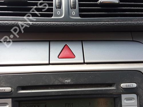 Used Warning switch VW PASSAT B6 Variant (3C5) 2.0 TDI 16V (140 hp) 27138975