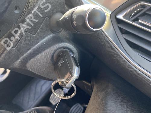 Used Ignition barrel PEUGEOT 308 SW II (LC_, LJ_, LR_, LX_, L4_) 1.6 BlueHDi 120 (120 hp) 27106938