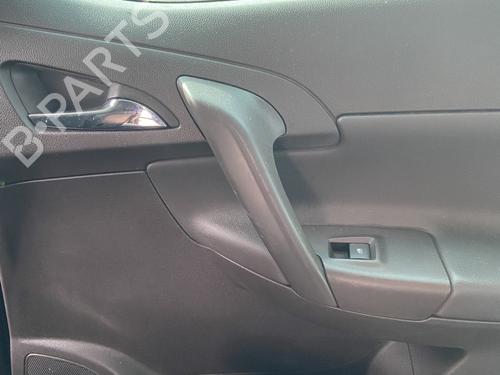 Højre bagtil invendig håndtag OPEL MERIVA B MPV (S10) 1.4 (75) (120 hp) 29069727