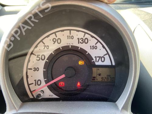 Used Instrument cluster TOYOTA AYGO (_B1_) 1.0 (KGB10_, KGB10R) (68 hp) 27105841