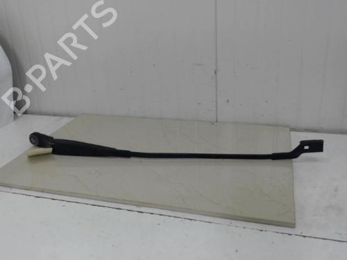 Used Front windshield wiper arm PEUGEOT 5008 (0U_, 0E_) 1.6 HDi (112 hp) 27118313