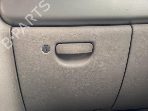 Used Glove box CHRYSLER PT CRUISER (PT_) 2.2 CRD (121 hp) 30677729