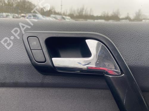 front-right-interior-door-handle-vw-polo-iv-9n_-9a_-2001-2002-2003-2004-2005-2006-2007-2008-2009-2010-2011-2012-2013-2014-32429189 main image