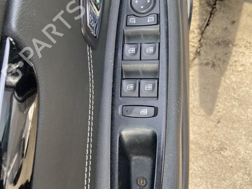 Used Left front window switch RENAULT SCÉNIC III (JZ0/1_) 1.5 dCi (JZ02, JZ0R) (95 hp) 31279820