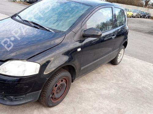 Used Left front brake caliper VW FOX Hatchback (5Z1, 5Z3, 5Z4) 1.4 TDI (70 hp) 27145998