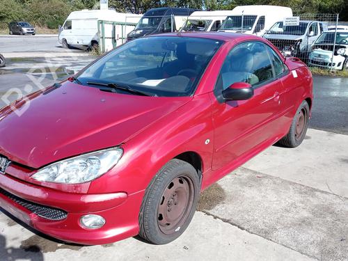 Bremssattel links vorne für PEUGEOT 206 CC (2D) 1.6 16V (2DNFUF, 2DNFUR) (109 hp) 27141246