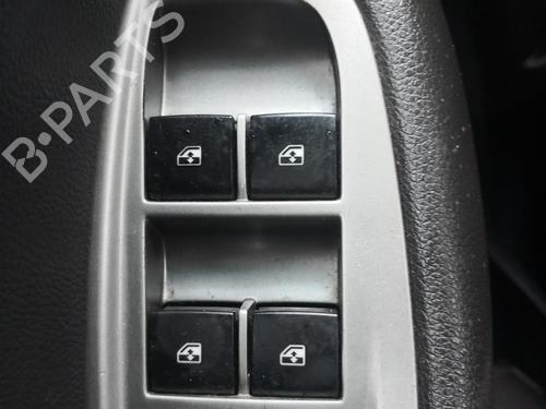 Used Left front window switch CHEVROLET ORLANDO (J309) 2.0 D (131 hp) 27132451