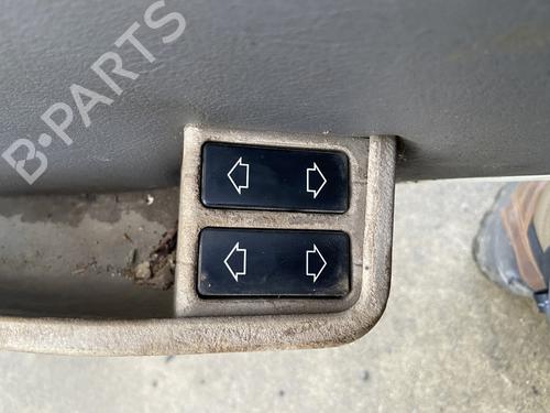 Used Left front window switch PEUGEOT 205 II (20A/C) 1.7 Diesel (60 hp) 31064674