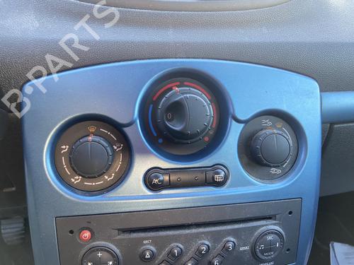 AC-Styringsenhed/Manøvreenhed RENAULT CLIO III (BR0/1, CR0/1) 1.5 dCi (BR17, CR17) (86 hp) 30061040