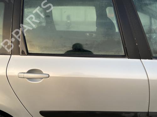 Used Rear right exterior door handle PEUGEOT 307 Break (3E) 2.0 HDI 110 (107 hp) 30874288