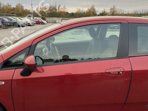 Used Front left exterior door handle FIAT GRANDE PUNTO (199_) 1.2 (65 hp) 30675544