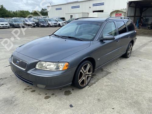 Used Parts VOLVO V70 II (285)  D5  2907962