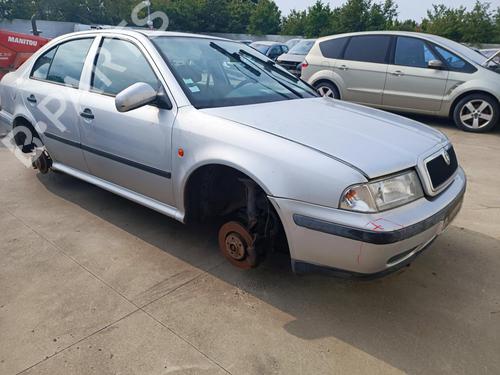 Used Front right lock SKODA OCTAVIA I (1U2) 1.8 (125 hp) 27125279