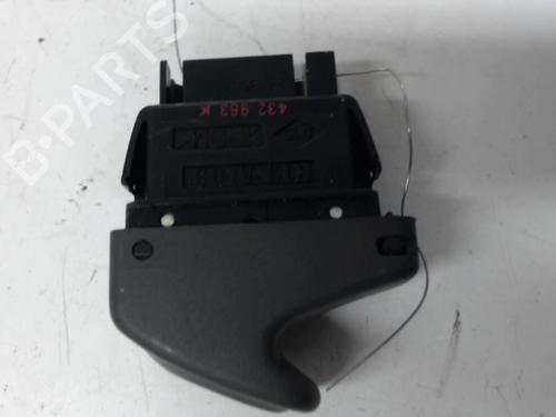 Right front window switch RENAULT SCÉNIC I MPV (JA0/1_, FA0_) 1.6 (JA00, JA16, JA15, JA19, JA1V, JA2B, JA2C, JA0B,... | BP27116624I26 