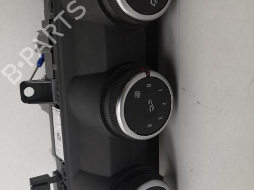 Used Climate control NISSAN PRIMASTAR Van (X82) 2.0 dCi 130 (131 hp) 27105426