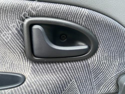 Used Rear left interior door handle Rear left interior door handle RENAULT CLIO II (BB_, CB_) 1.6 (B/CB0D, BB00) (90 hp) 33570110 33570110