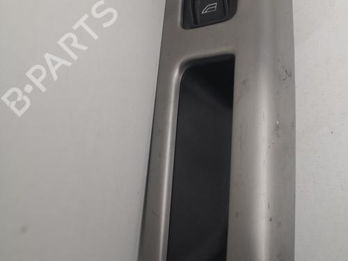 Comutador vidro trás esquerdo VOLVO V50 (545) 2.0 D (136 hp) 31711336