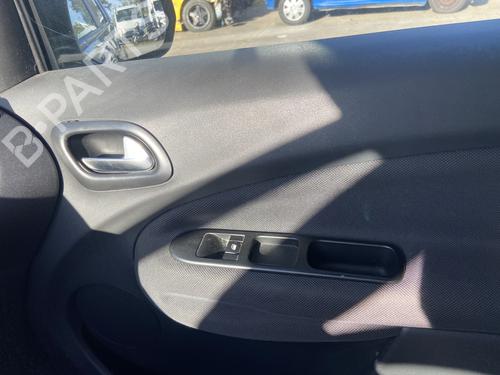 Used Front right interior door handle CITROËN C3 Picasso (SH_) 1.6 BlueHDi 100 (99 hp) 30305602