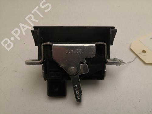 Used Tailgate lock Tailgate lock 27109022 27109022