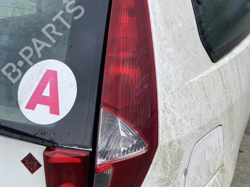 Used Right taillight Right taillight FIAT PUNTO (188_) 1.2 60 (188.030, .050, .130, .150, .230, .250) (60 hp) 31654805 31654805