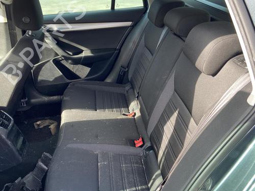 Sæde Bagtil SKODA OCTAVIA III Combi (5E5, 5E6) 1.6 TDI (115 hp) 27114660