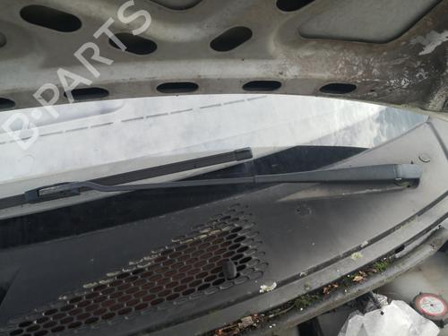 Used Front windshield wiper arm FORD TRANSIT Platform/Chassis (FM_ _, FN_ _) 2.0 TDCi (F_E_, F_F_) (125 hp) 27131155